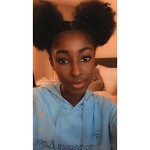 Meet your Posher, Kimberly